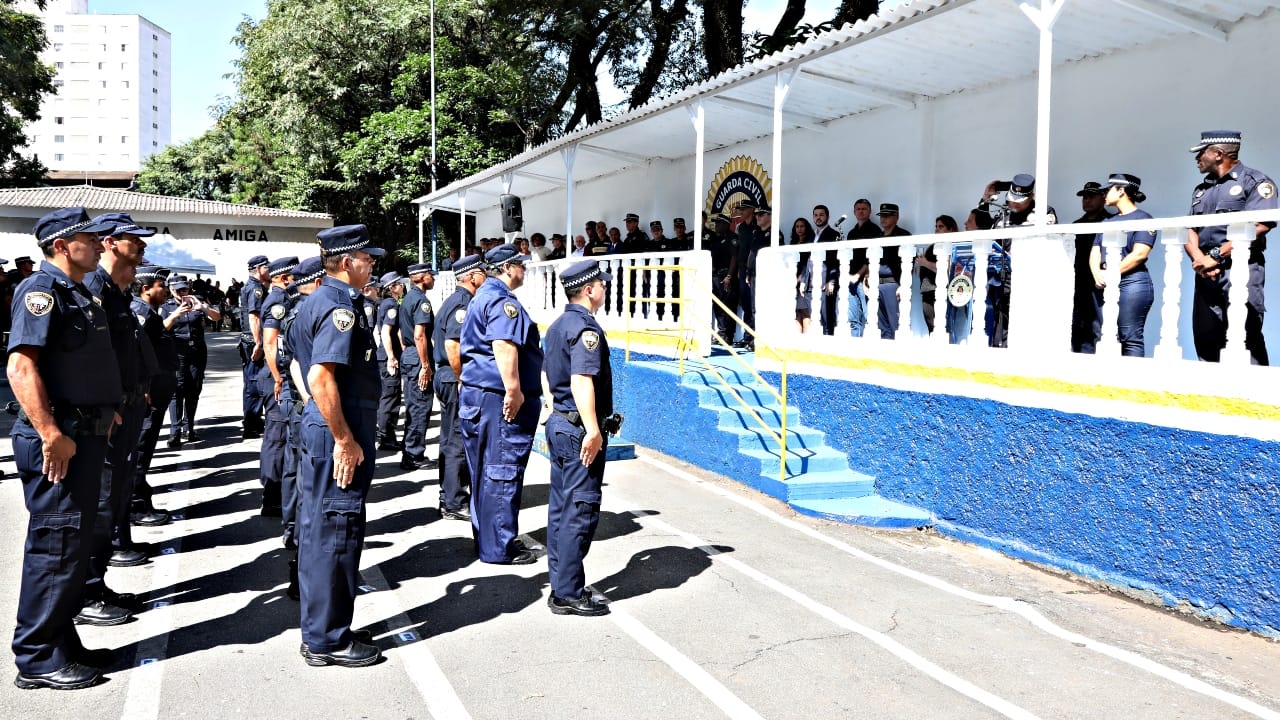 Academia de Formação em Segurança Urbana gcm